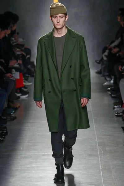 Look 22